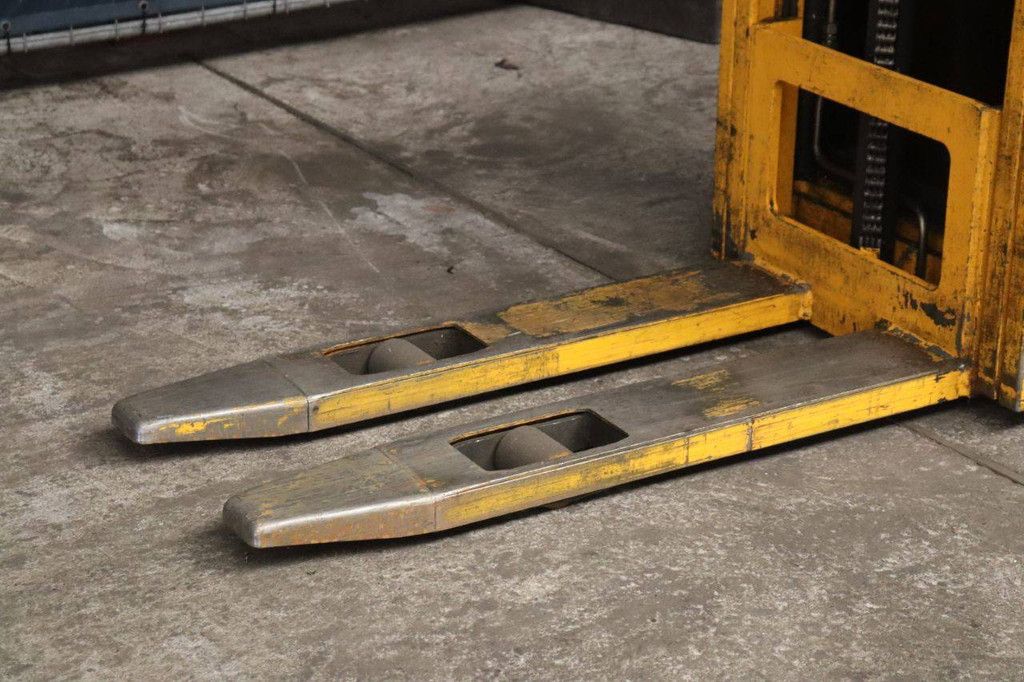 Stapelaar Jungheinrich EJC 12 Elektrisch 1200kg 3.6m 2001
