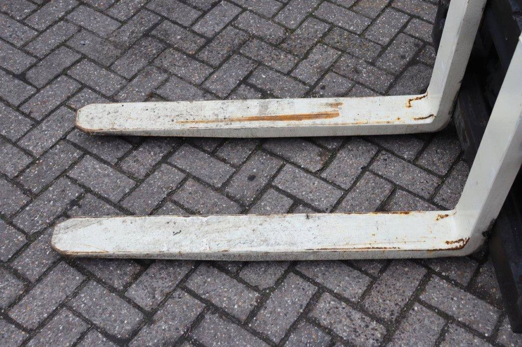Gabelstapler Yale GLP30VX Treibgas 2150kg 4,92m 2012