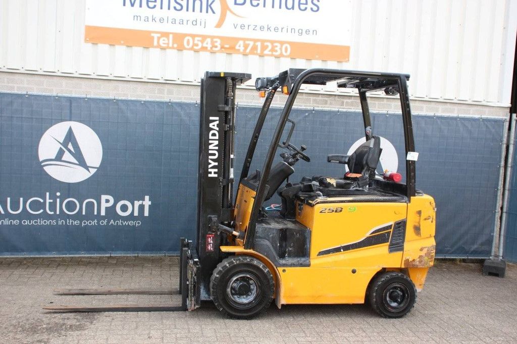 Hyundai 25B-9 Elektro-Gabelstapler 2500 kg 3,3 m 2019