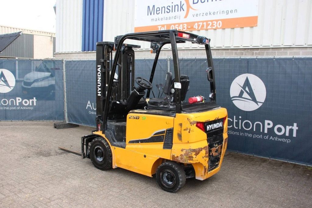Hyundai 25B-9 Elektro-Gabelstapler 2500 kg 3,3 m 2019