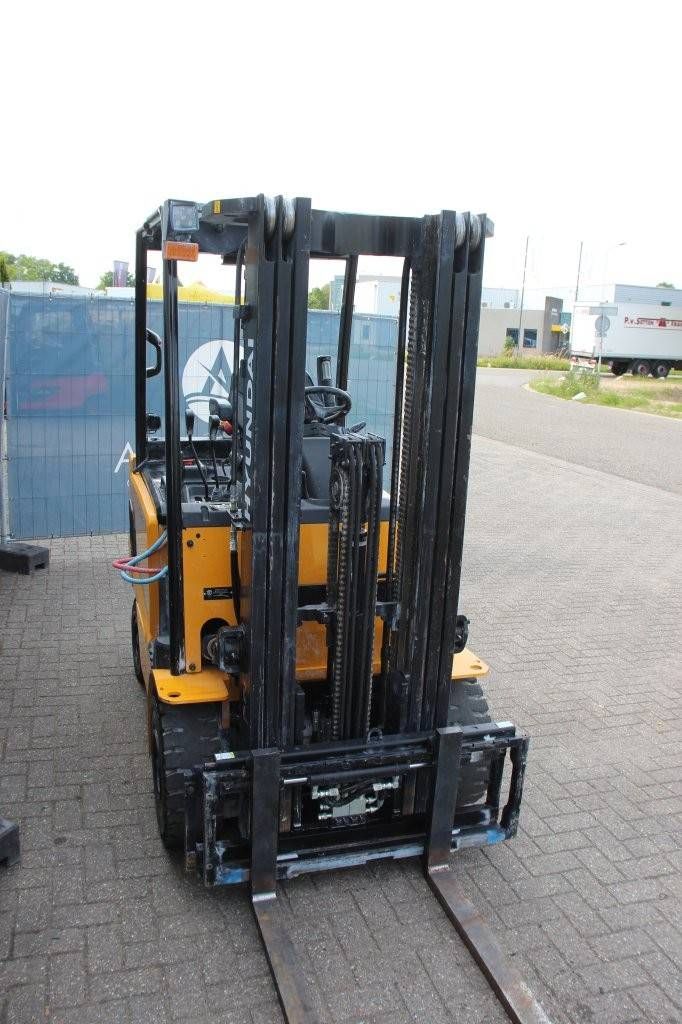 Hyundai 25B-9 Elektro-Gabelstapler 2500 kg 3,3 m 2019