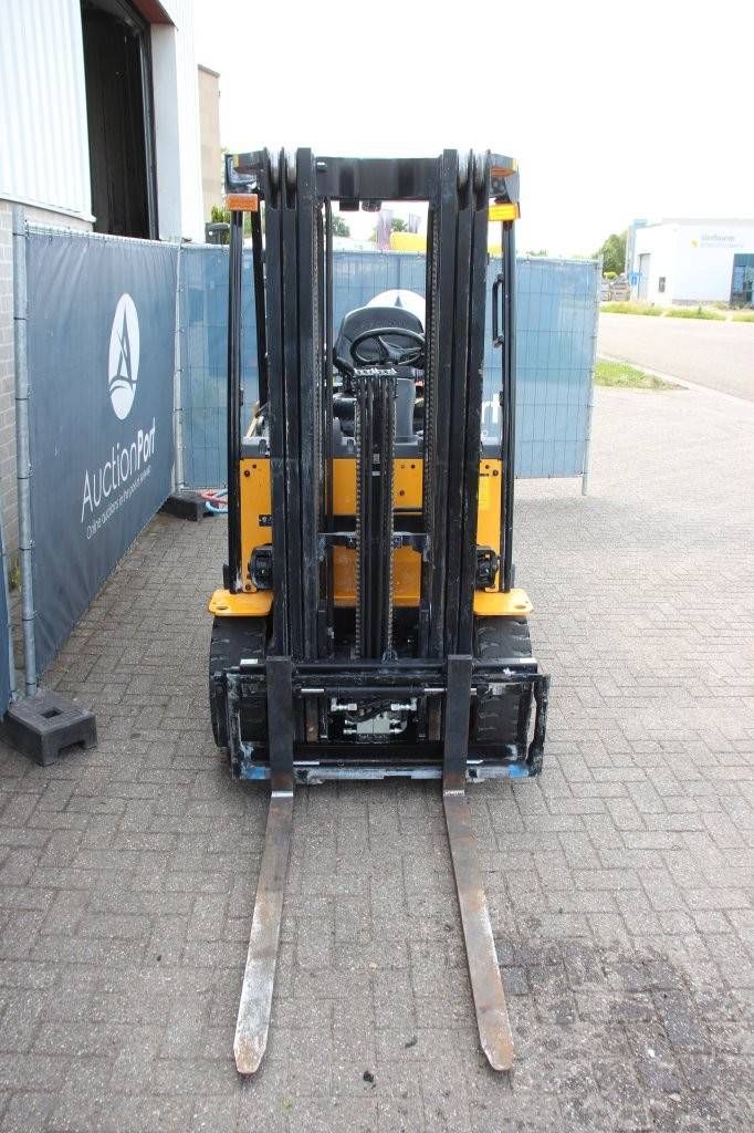 Hyundai 25B-9 Elektro-Gabelstapler 2500 kg 3,3 m 2019