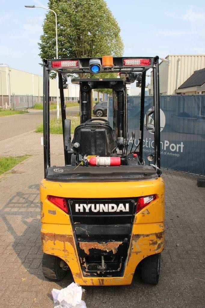 Gabelstapler Hyundai 25B-9 Elektro 2500kg 3,3m 2009