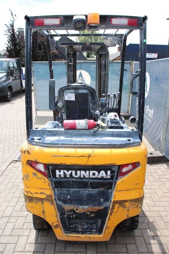 Hyundai 25B-9 Electric Forklift 2500kg 3.3m 2017