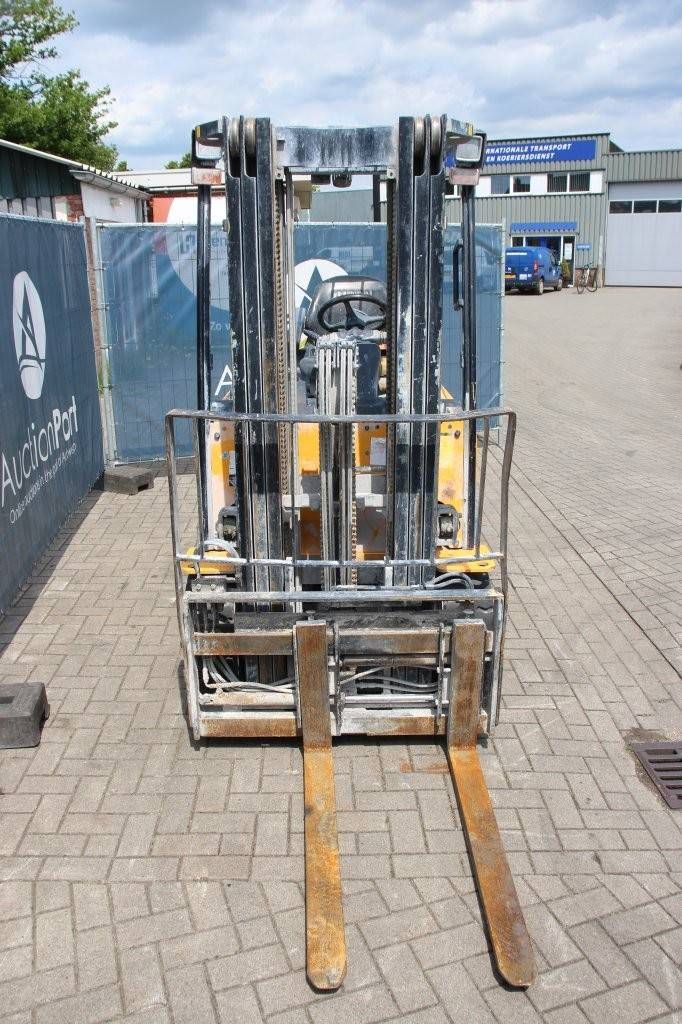 Hyundai 25B-9 Electric Forklift 2500kg 3.3m 2017