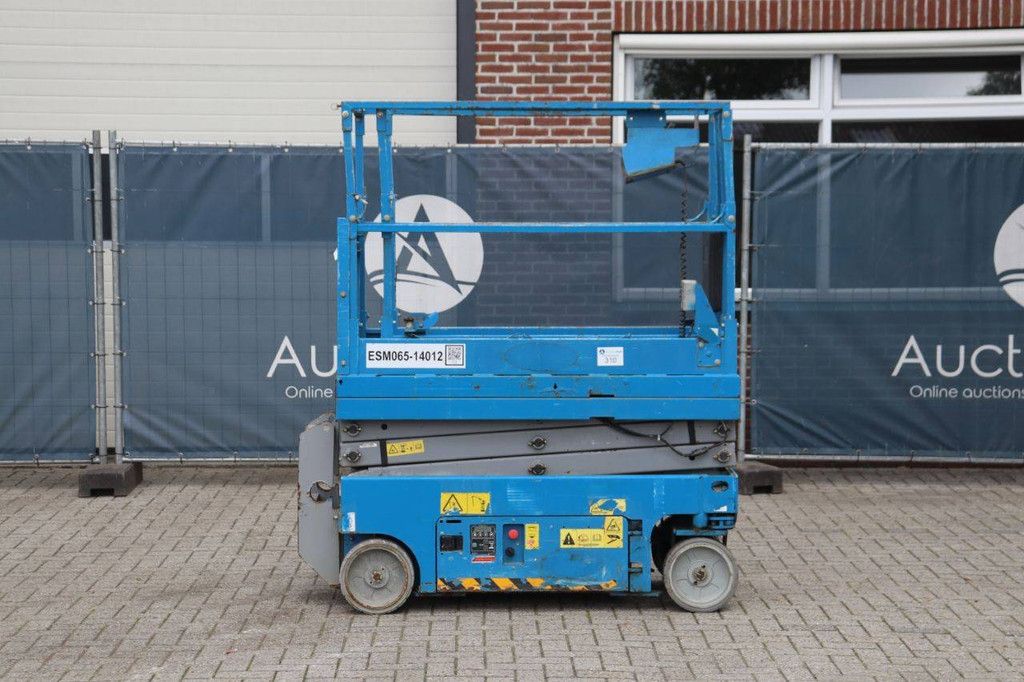 Scissor lift Genie GS1532 Electric 6.6m 2014