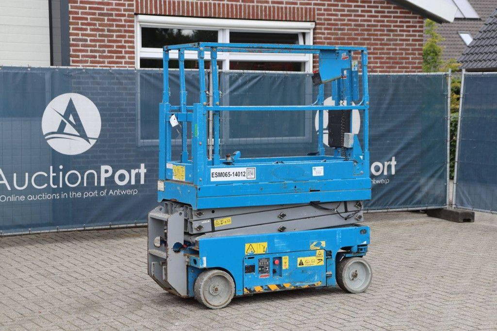 Scissor lift Genie GS1532 Electric 6.6m 2014