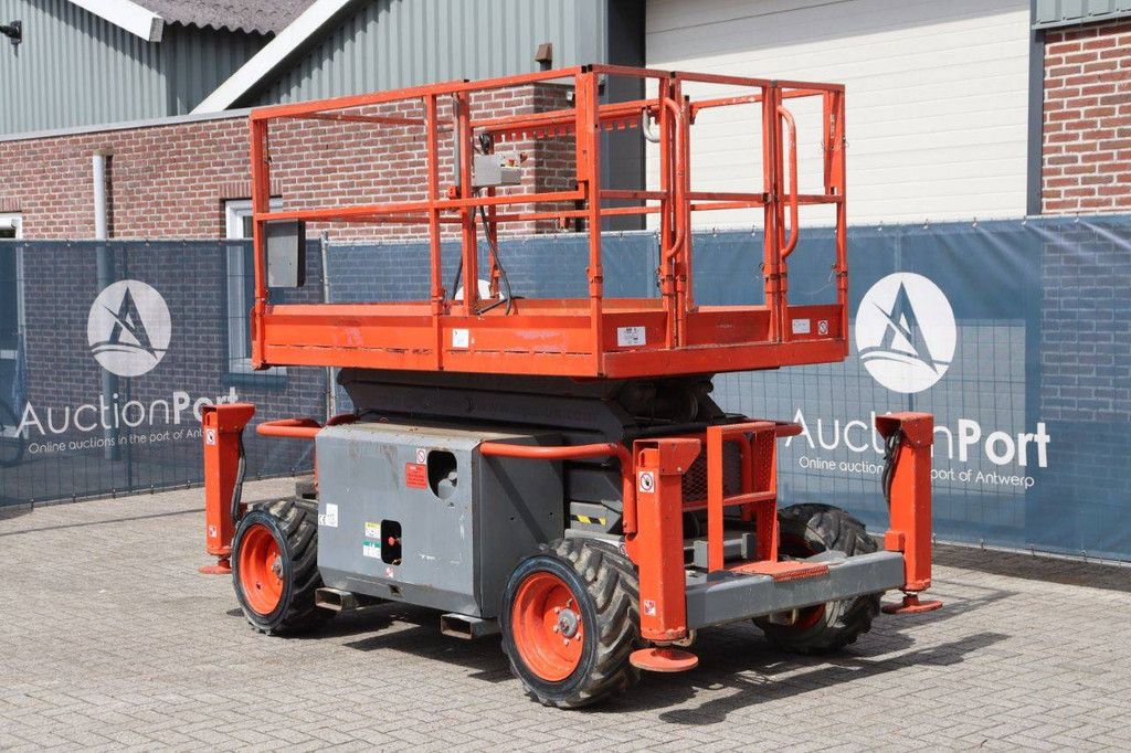 Scherenbühne Skyjack SJ 6832RT Diesel 2013
