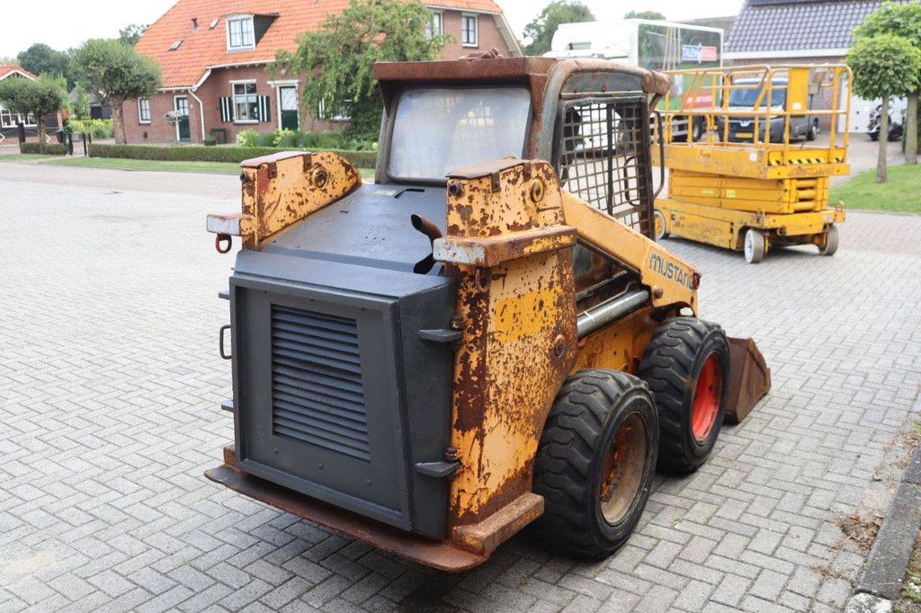 Skid steer loader Mustang 2040 Diesel 2015