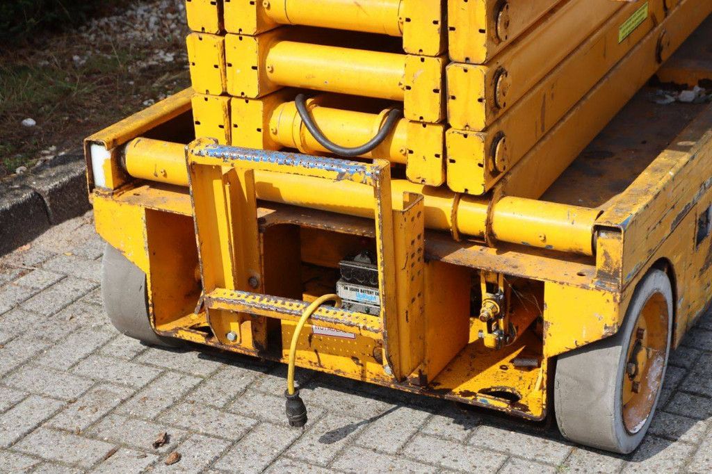 Schaarlift Upright X26 Elektrisch 10.0m 1999