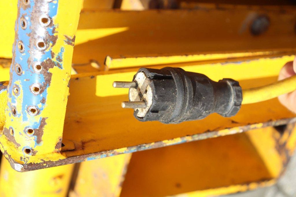 Schaarlift Upright X26 Elektrisch 10.0m 1999