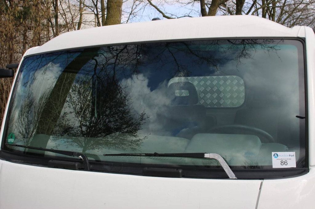Platte laadbak (vrachtwagen) Nissan NT500 Diesel