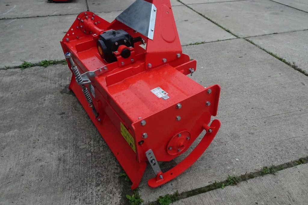 Boxer Grondfrees messenfrees GF125T