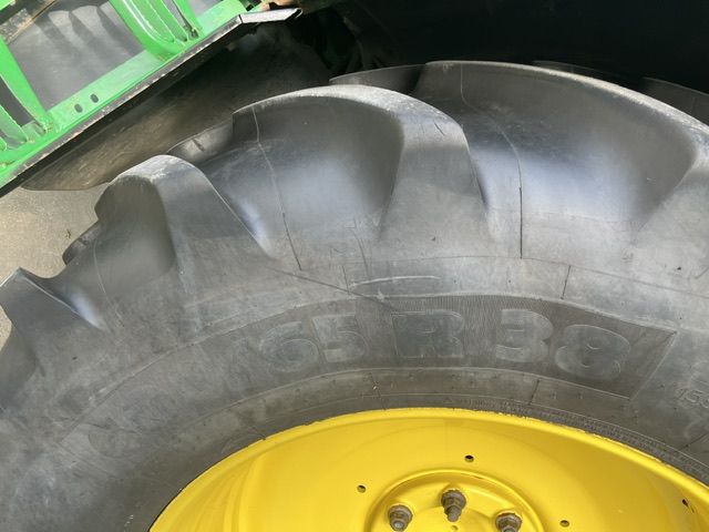 John deere 6430