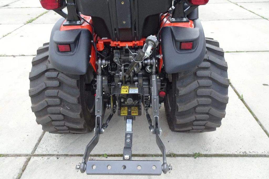 Tafe Compact trekker 6028H