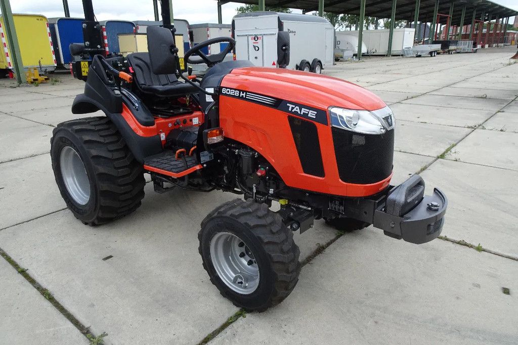 Tafe Compact trekker 6028H