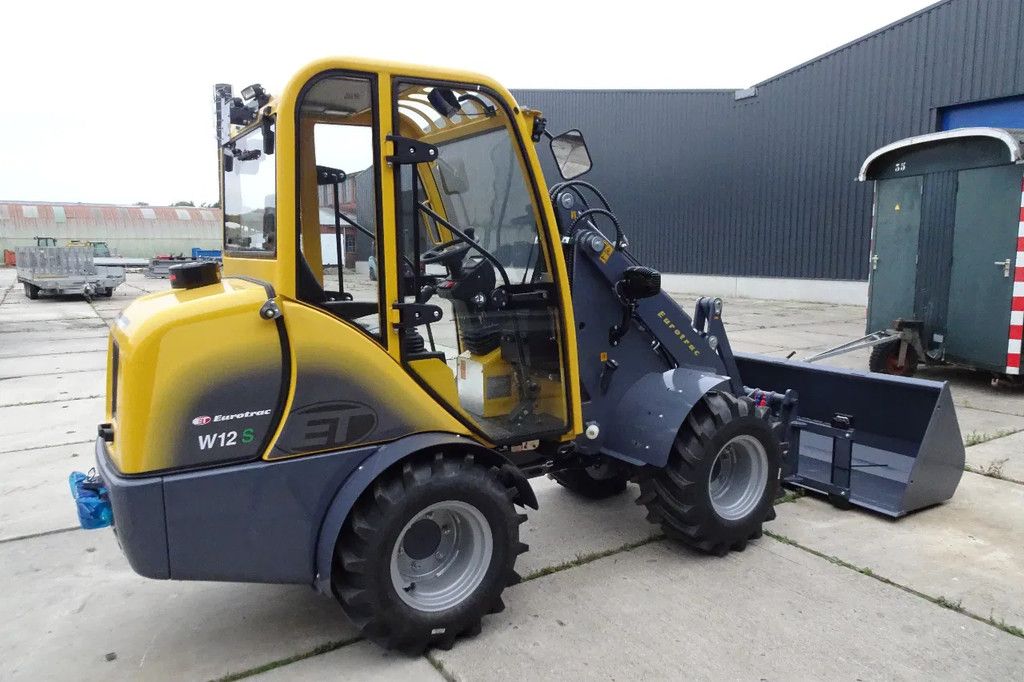 Eurotrac W12CS met cabine