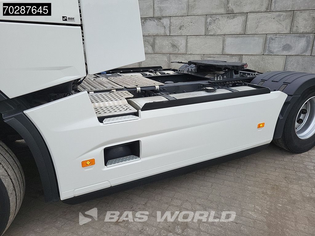 Renault T HIGH 520 4X2 Retarder 2xTanks Standklima LED Euro 6