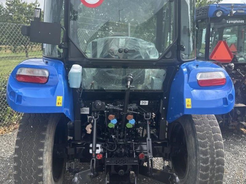 New Holland T4.75 CAB 2WD