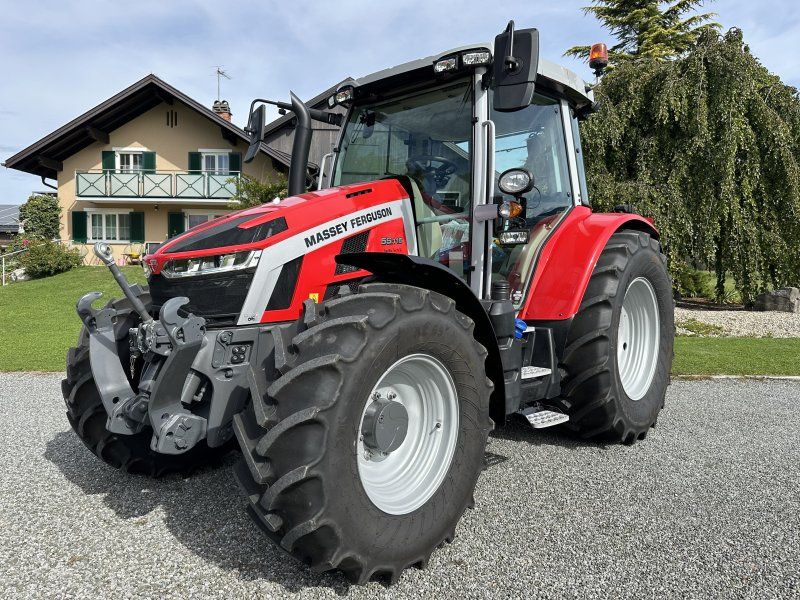Massey Ferguson 5S.115