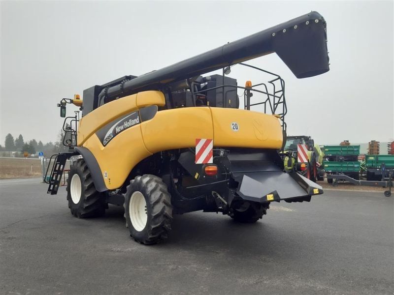 New Holland GEBR. MÄHDRESCHER
