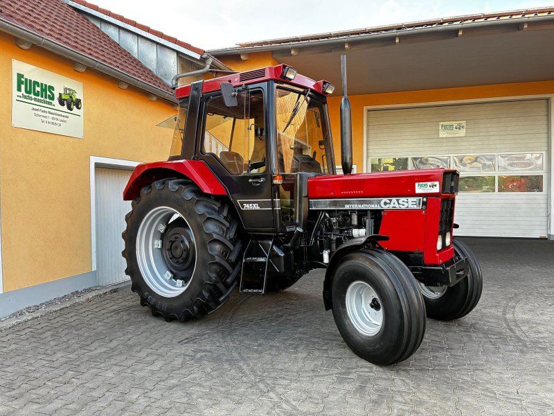 Case IH 745 XL