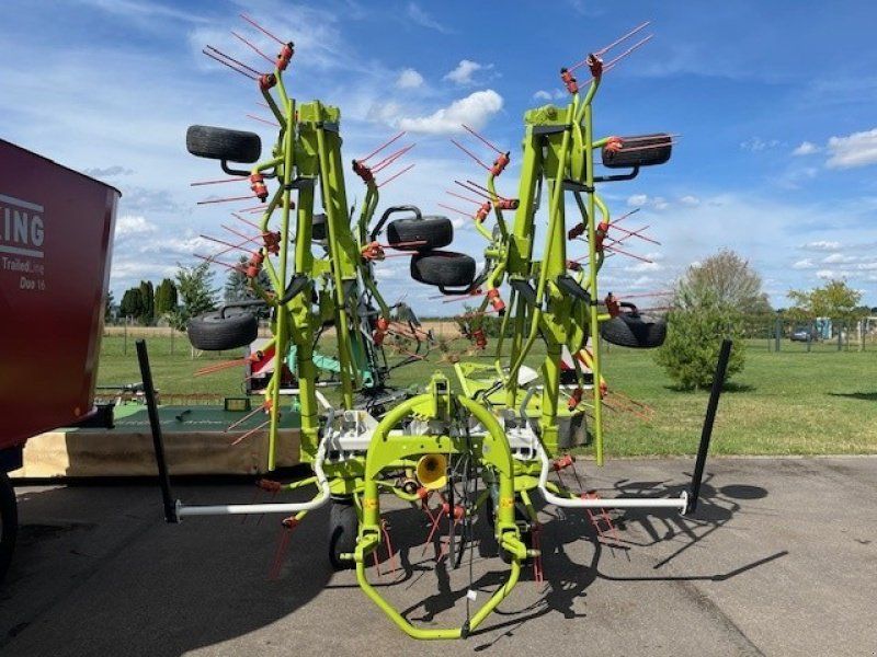 Claas Volto 900