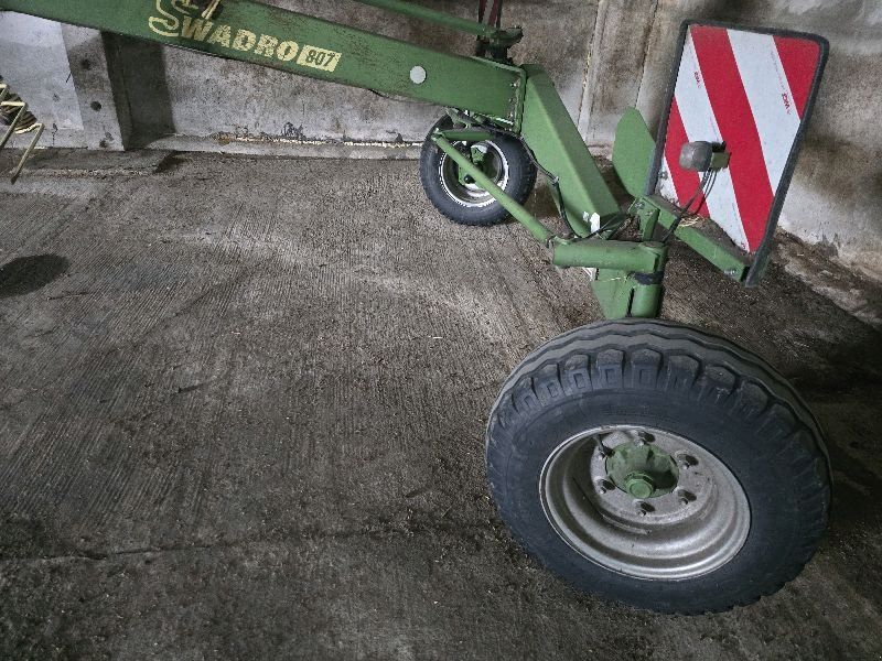 Krone Swadro 807