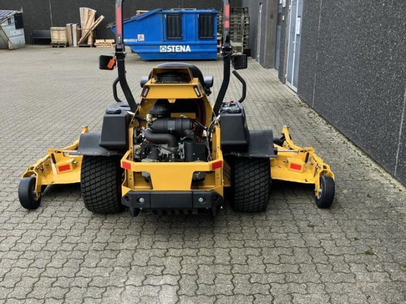 Hustler SUPER 104
