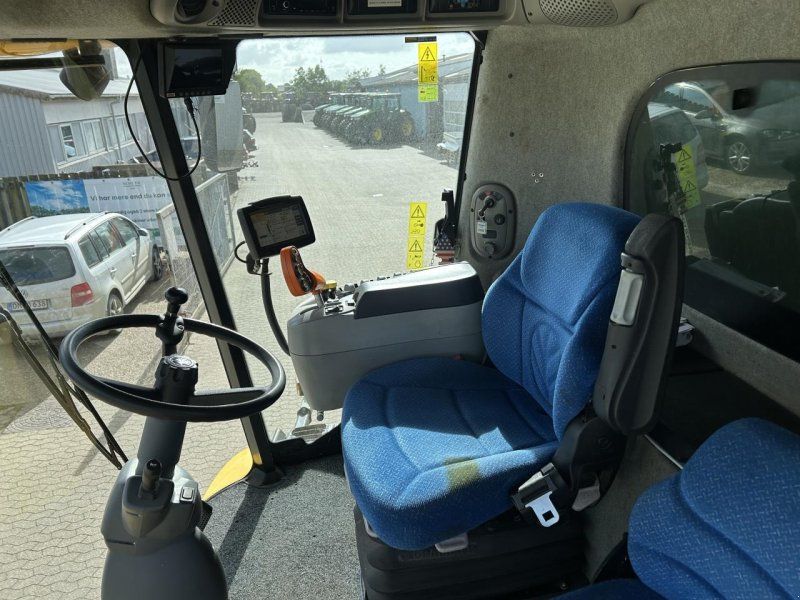 New Holland CX 8070