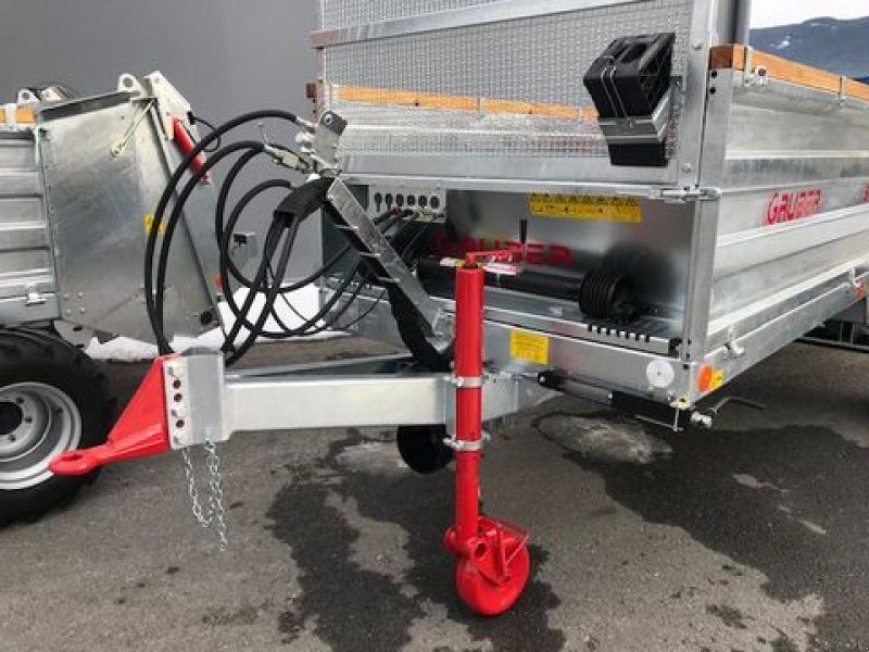 Gruber Stall-, Bergmiststreuer SM380T Tieflader