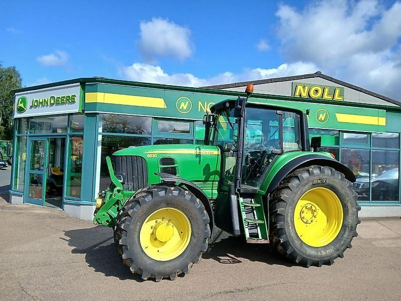 John Deere 6630