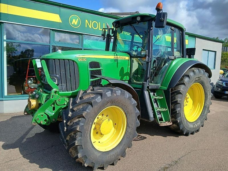 John Deere 6630