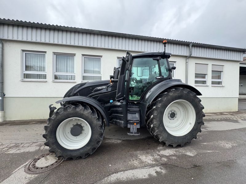 Valtra T235 Versu