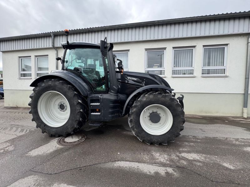 Valtra T235 Versu