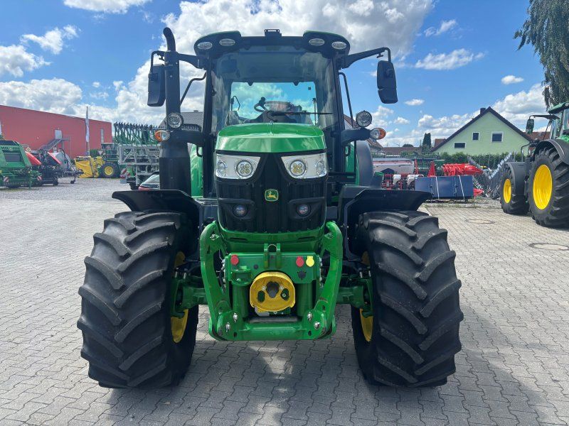 John Deere 6130M