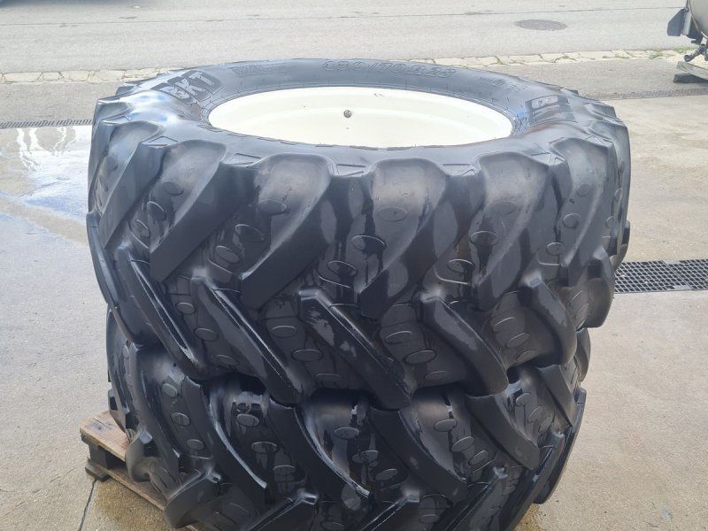 BKT Kompletträder Agrimax RT 765