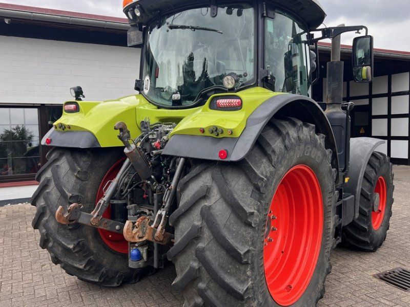 Claas ARION 660 CMATIC CEBIS