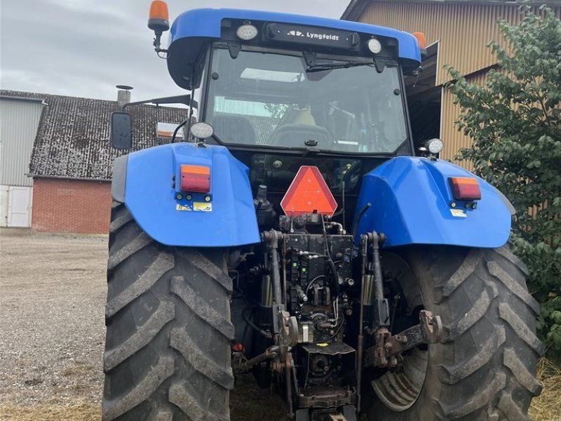 New Holland T7550