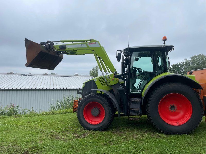 Claas Arion 530