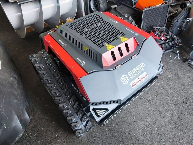 Bluebird FM 24-70 Sichelmulcher