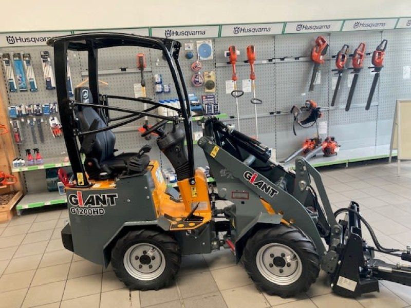 Giant G1200