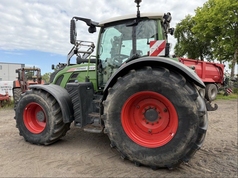 Fendt 724 Vario S4 ProfiPlus