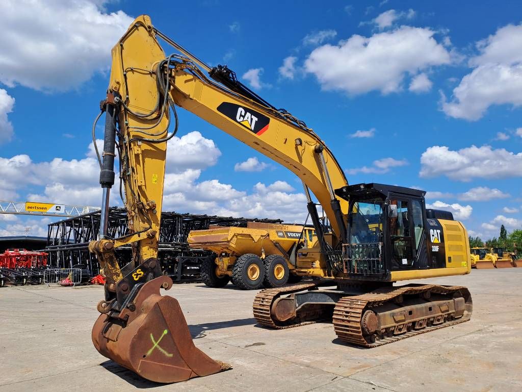 CAT 330FL N