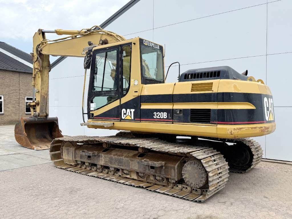 CAT 320BL - German Machine / Hammer Lines