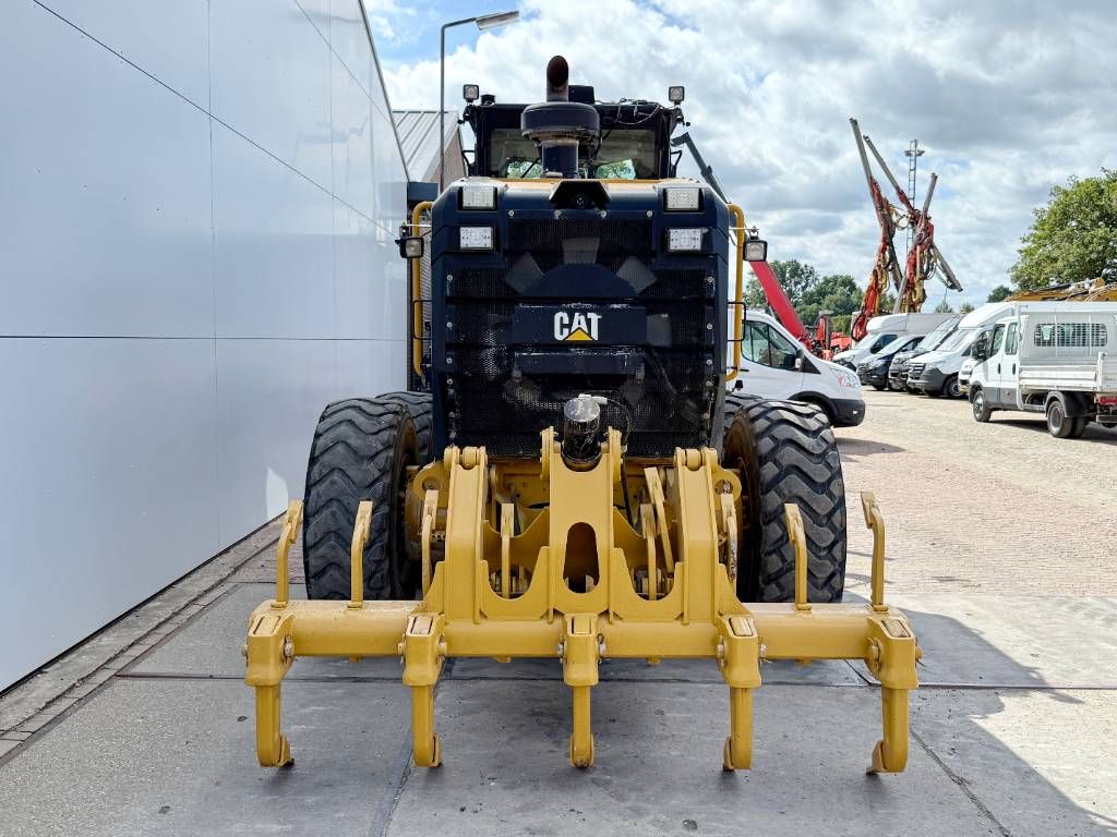 CAT 140M3 - Pushblock / Ripper / Joystick Controls