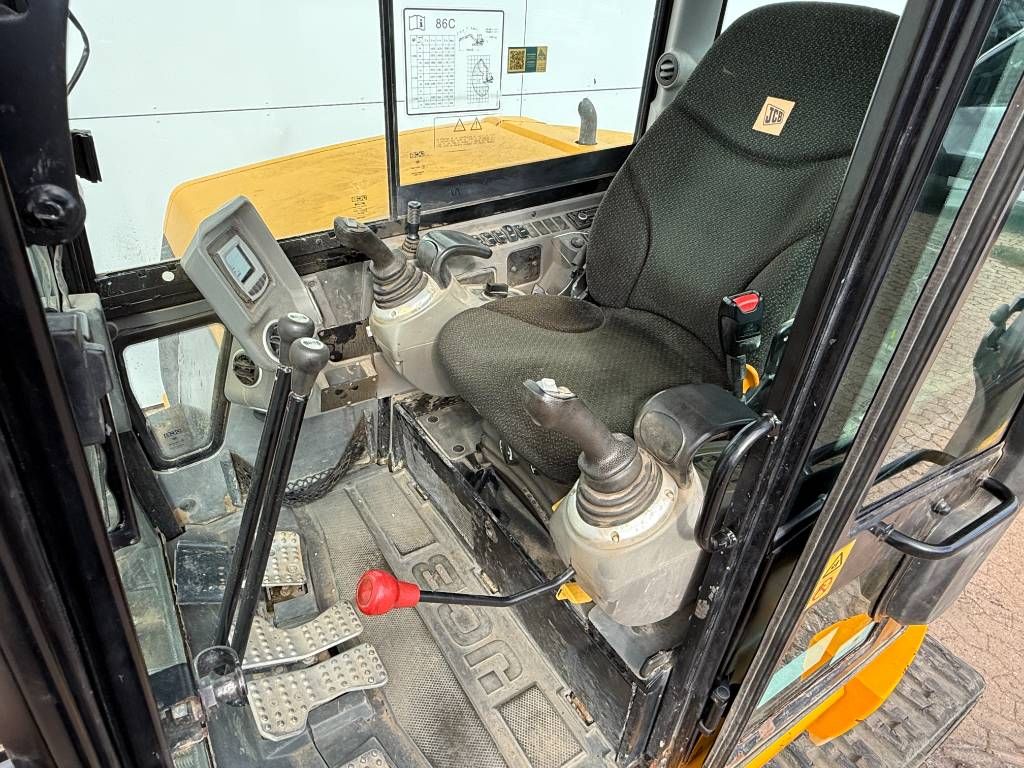 JCB 86C-1 - Hammer Lines / Quick Coupler