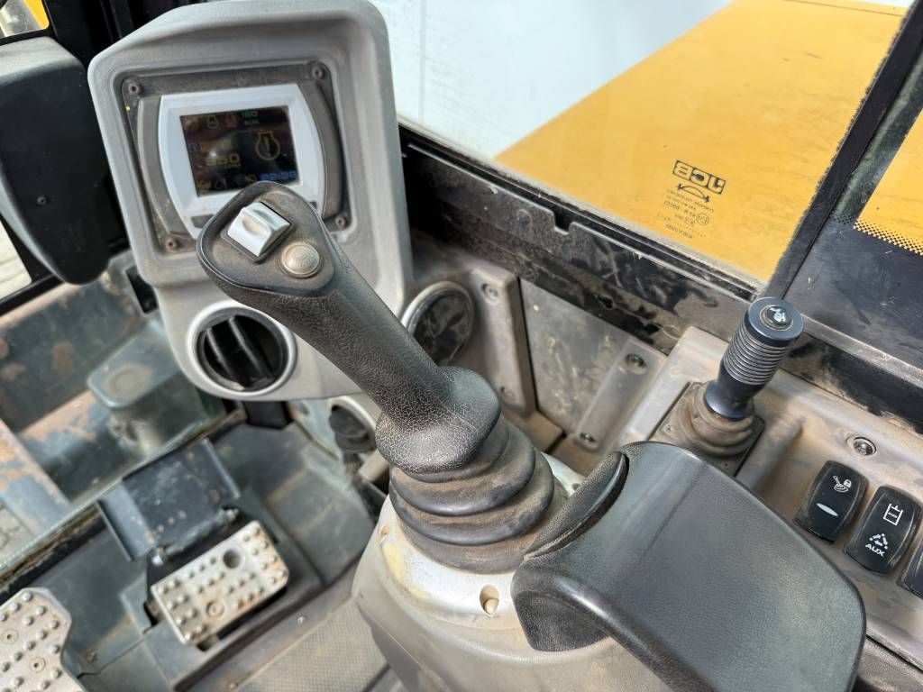 JCB 86C-1 - Hammer Lines / Quick Coupler