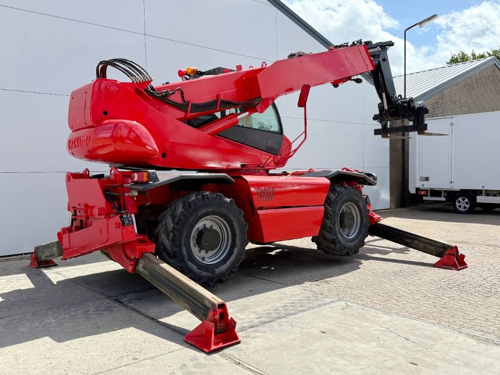 Manitou MRT2150+ Privilege - Remote Control / 4x4x4 / AC