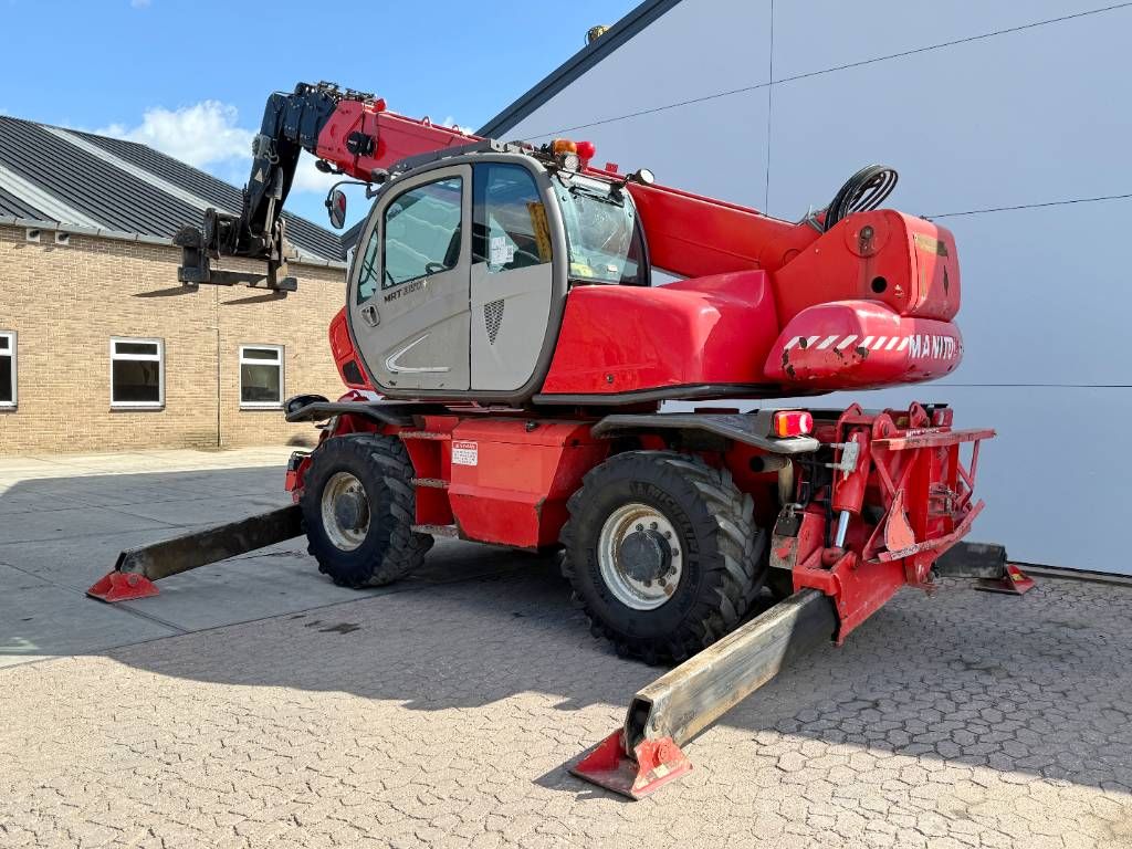 Manitou MRT2150+ Privilege - Remote Control / 4x4x4 / AC